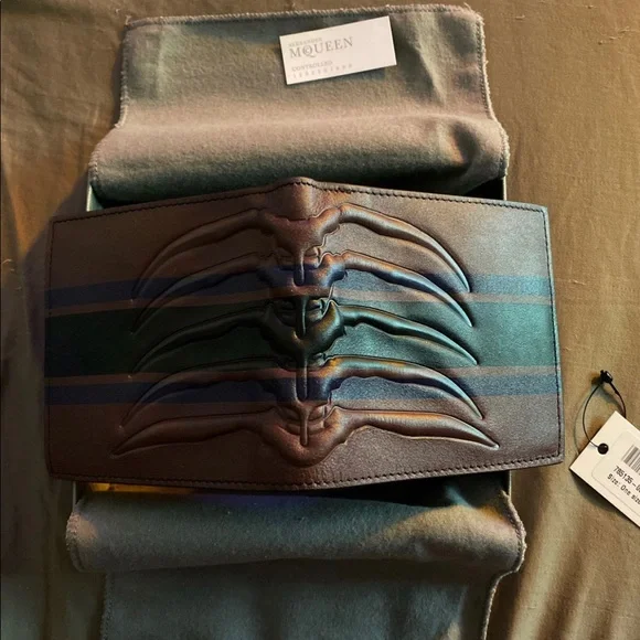 Alexander McQueen Wallet - Picture 1 of 4